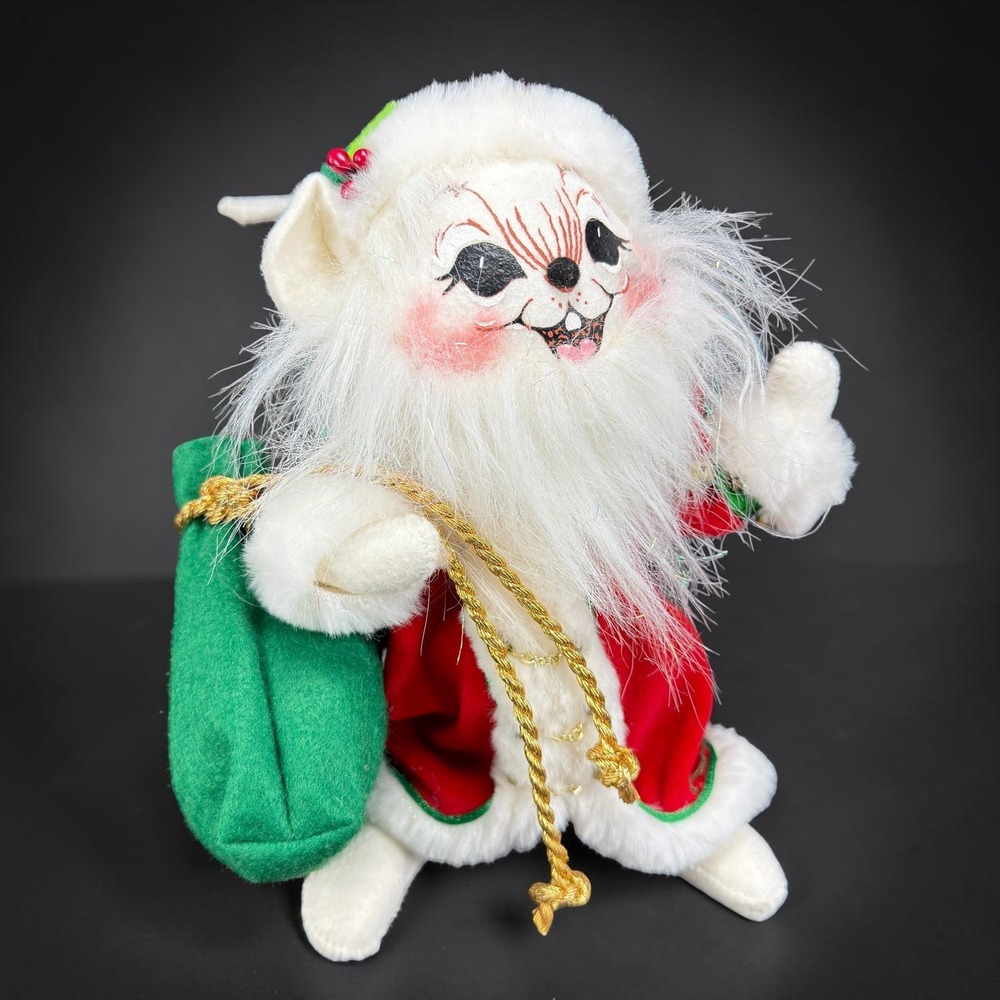 Annalee Mobilitee Santa Mouse Doll Red Velvet Suit Green Sack 9‎ inch NWT